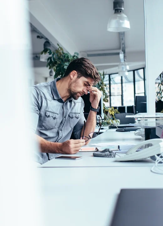 Challenges without Self Management: overloaded IT teams, tickets and undocumented access